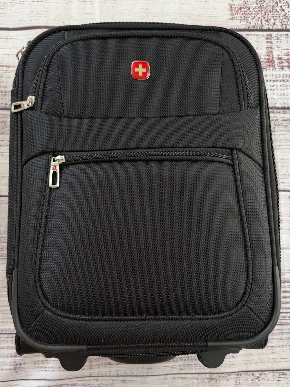 SwissGear Small Rolling Carry-On Bag Black Expandable Luggage